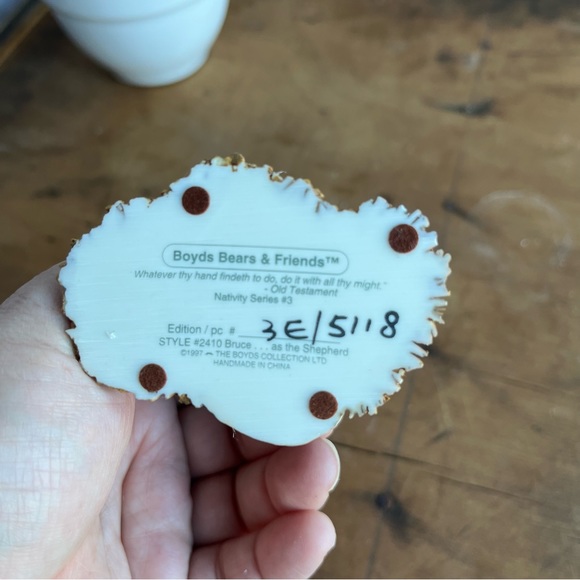 Vintage 1997 Boyd’s Bears Nativity Series #3 style #2410 Bruce as the Shephard - Picture 3 of 5